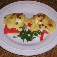 Image of Smoked Salmon Eggs Benedict With Capers Recipe, Group Recipes