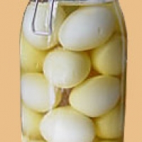 How do you make canned pickled eggs?