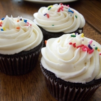 Image of Chocolate Cupcakes With White Icing Recipe, Group Recipes